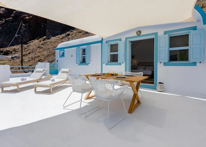 Petinos Traditional House
